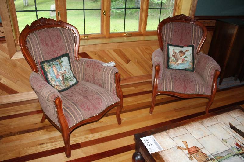 lot 213 image: Lot of (2) Formal Living Room Chairs