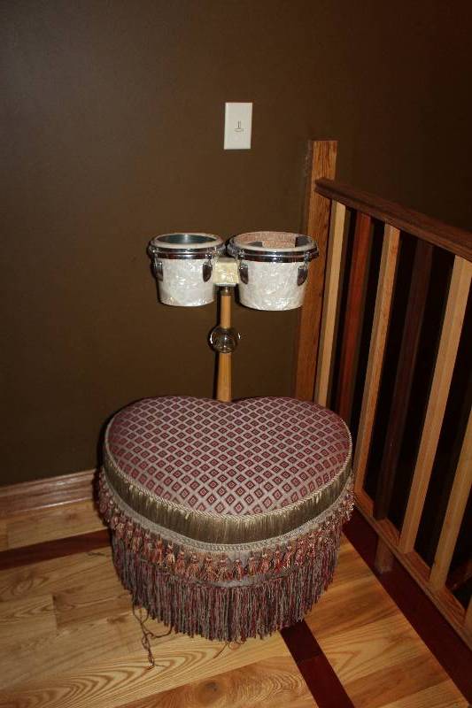 lot 248 image: Heart-shaped Sitting Stool, Bongo Drum Flower Pot Stand