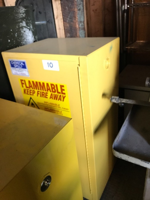 Eagle flammable cabinet
