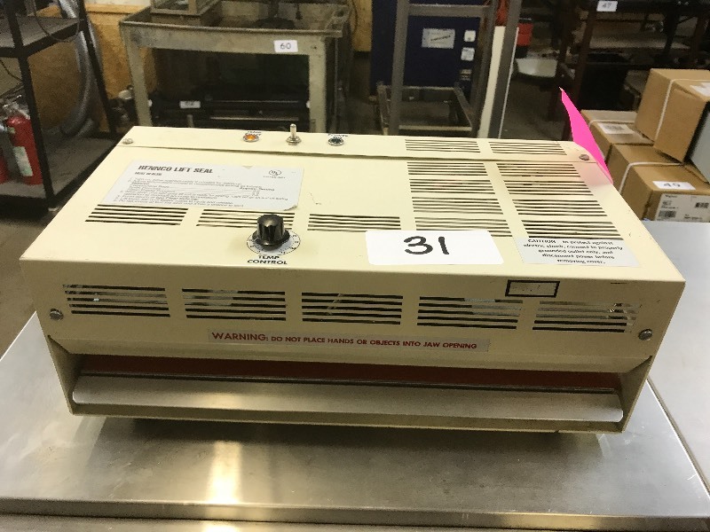 Heat sealer