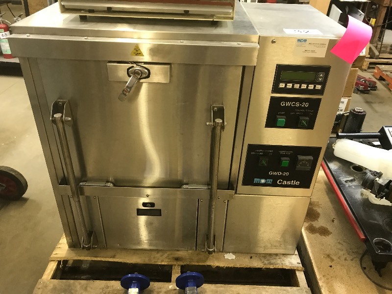 Castle dishwasher