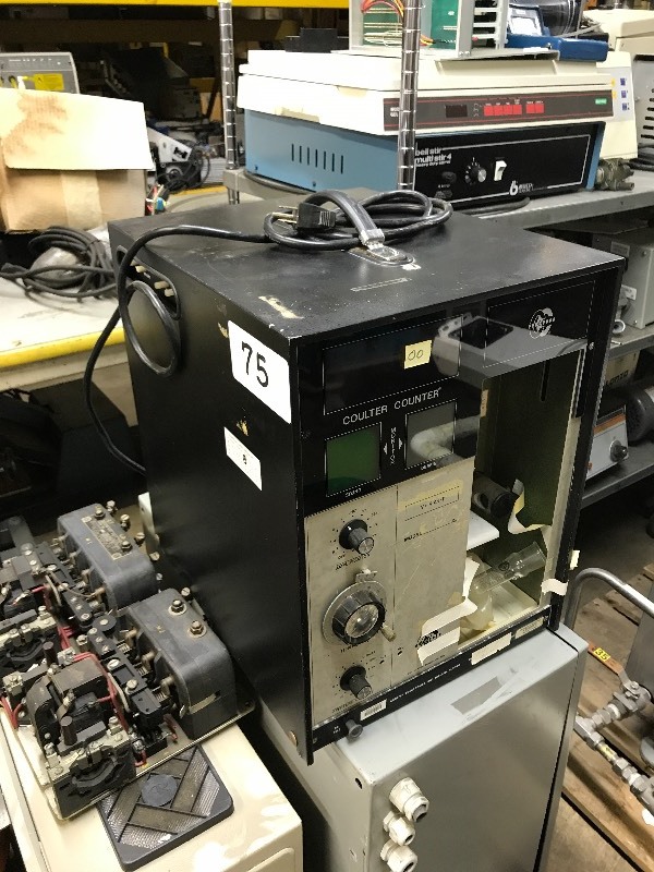 Lab counter unit