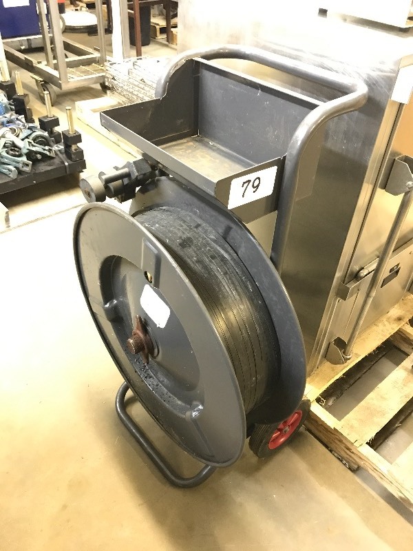 Plastic banding cart