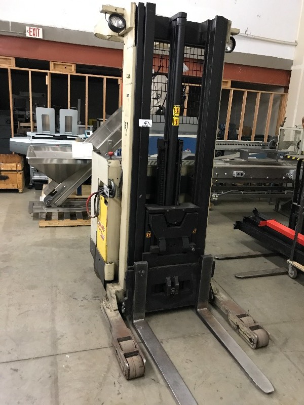 Crown stand-up forklift
