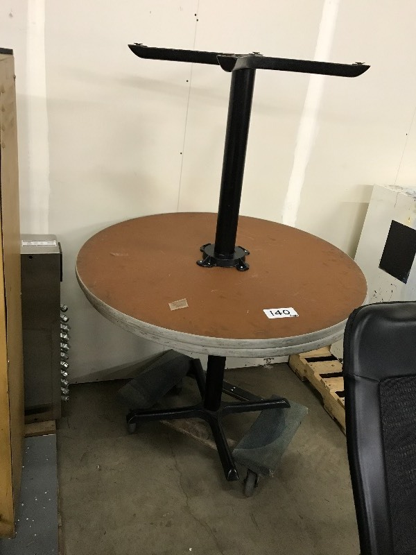 2 round tables