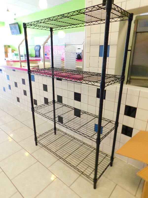 lot 223 image: WIRE RACK SHELVING UNIT