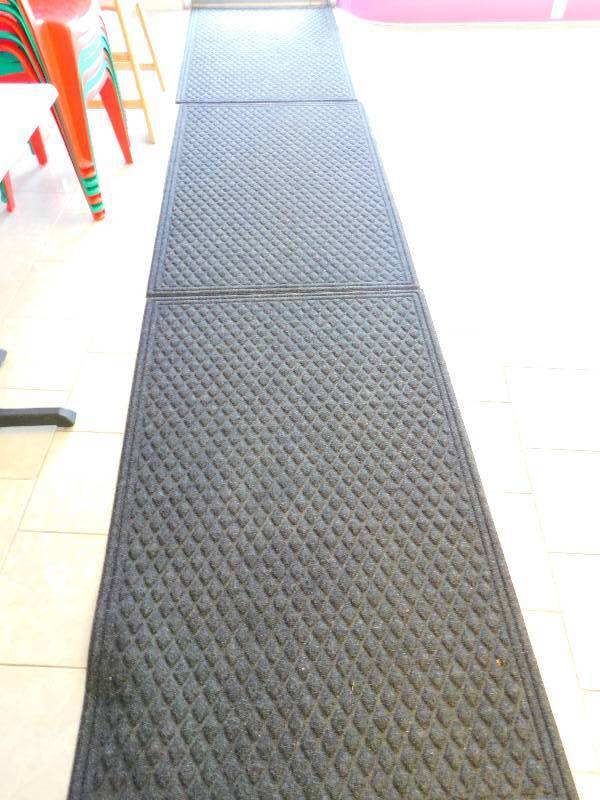 lot 265 image: ENTRY WAY RUGS