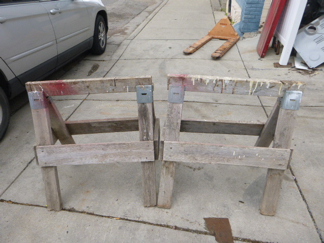 lot 34 image: 2 Sawhorses