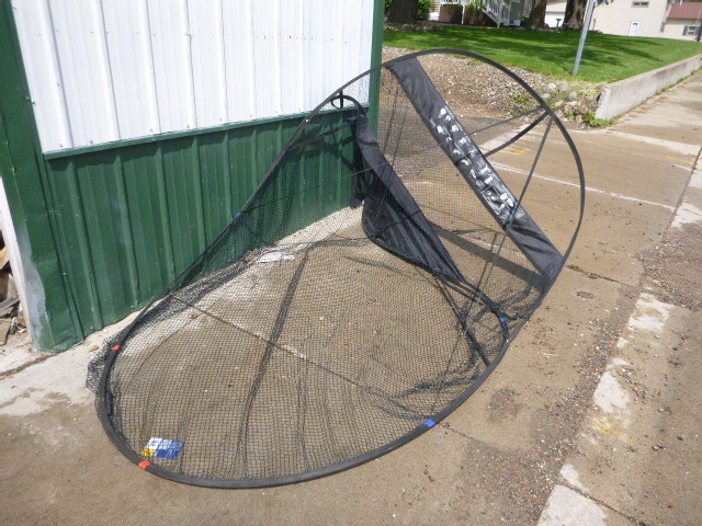 lot 47 image: Big Mouth Sports Net