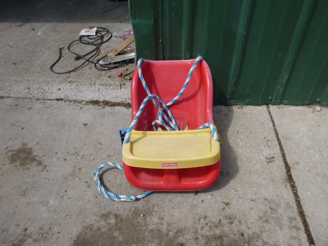 lot 48 image: Fisher Price Baby Swing