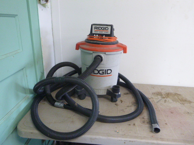 lot 73 image: Ridgid WetDry Vacuum