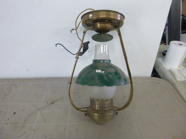 lot 92 image: Ceiling Lamp