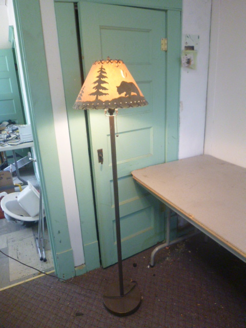 lot 129 image: Floor Lamp