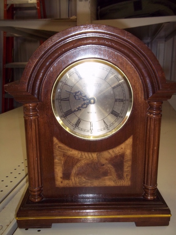 lot 51 image: Mantle Clock