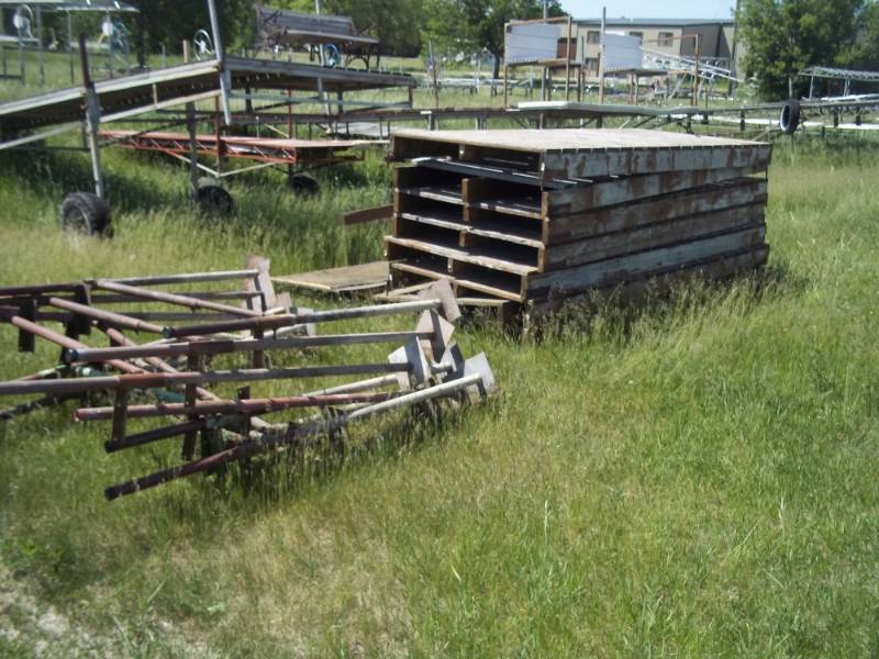 lot 26 image: 80 Dock with 10 Ramp,