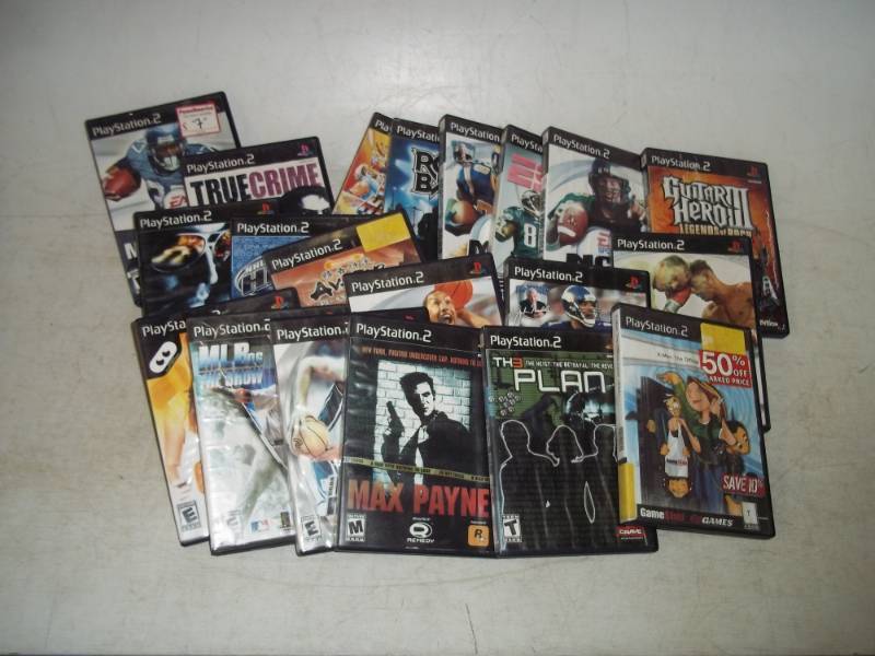 lot 76 image: Lot of 20 Playstation games