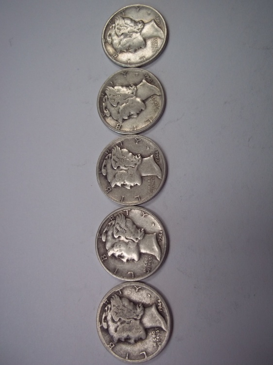 lot 101 image: Group Lot of 5  90% Silver Mercury Dimes 1944