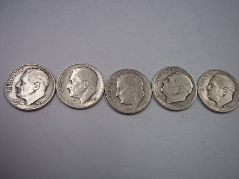 lot 102 image: Group Lot of 5  90% Silver Roosevelt Dimes 1946-1947