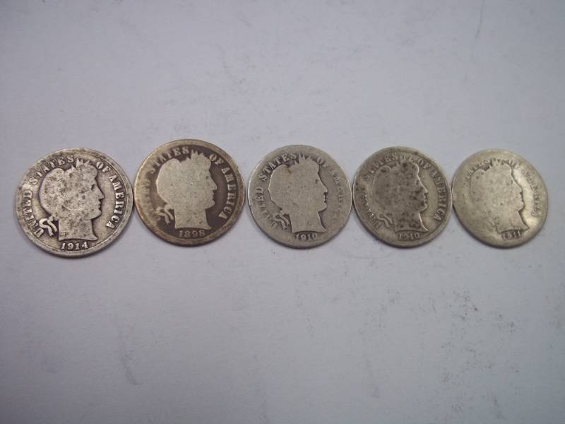 lot 105 image: Group Lot of 5  90% Silver Barber Dimes