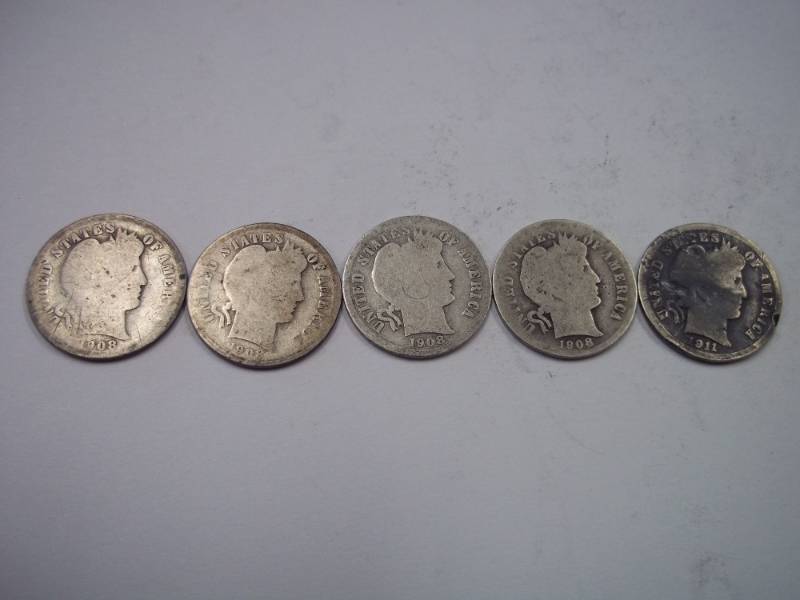 lot 106 image: Group Lot of 5  90% Silver Barber Dimes