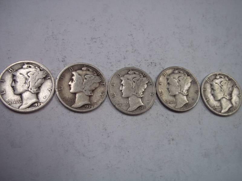 lot 116 image: Group Lot of 5  90% Silver Mercury Dimes