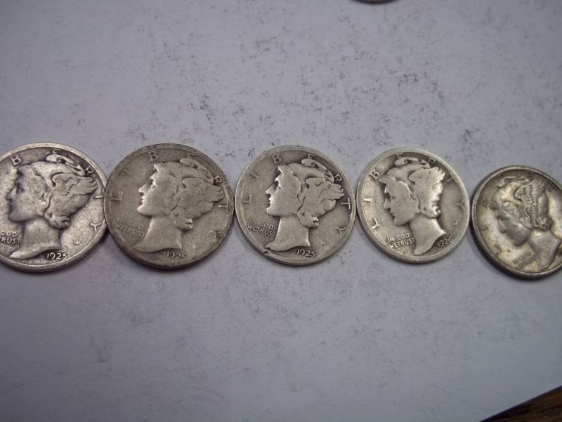lot 119 image: Group Lot of 5  90% Silver Mercury Dimes