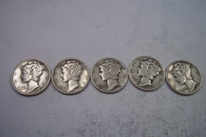 lot 156 image: Group Lot of 5  90% Silver Mercury Dimes 1943