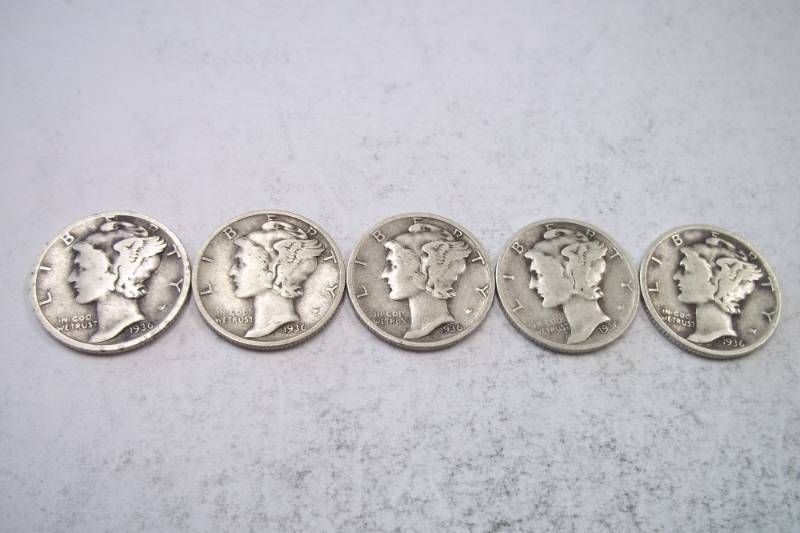 lot 189 image: Group Lot of 5  90% Silver Mercury Dimes 1936
