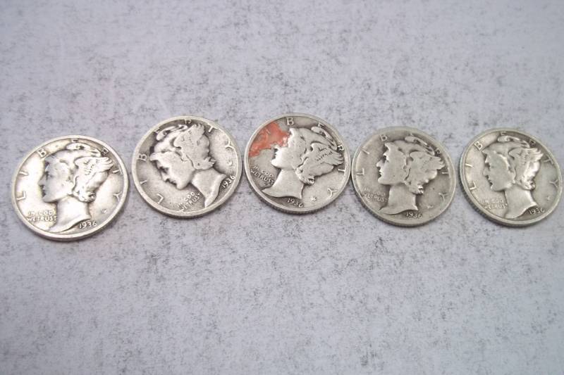 lot 199 image: Group Lot of 5  90% Silver Mercury Dimes 1936