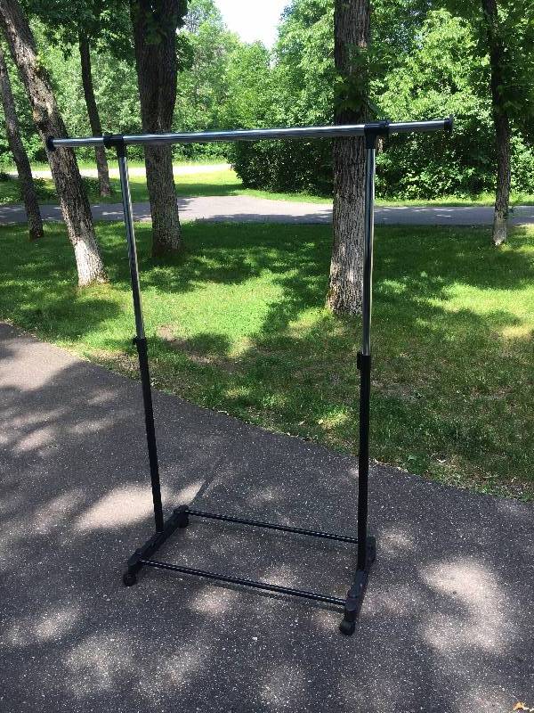 4 4 Clothes Rack