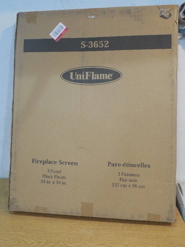 lot 82 image: UniFlame Black Large Diameter 3-Panel Fireplace Screen with Woven Mesh