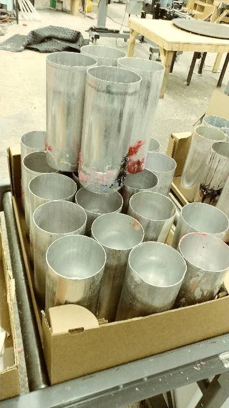 lot 299 image: 24 Candle Molds