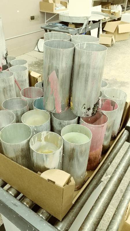 lot 298 image: 24 Candle Molds