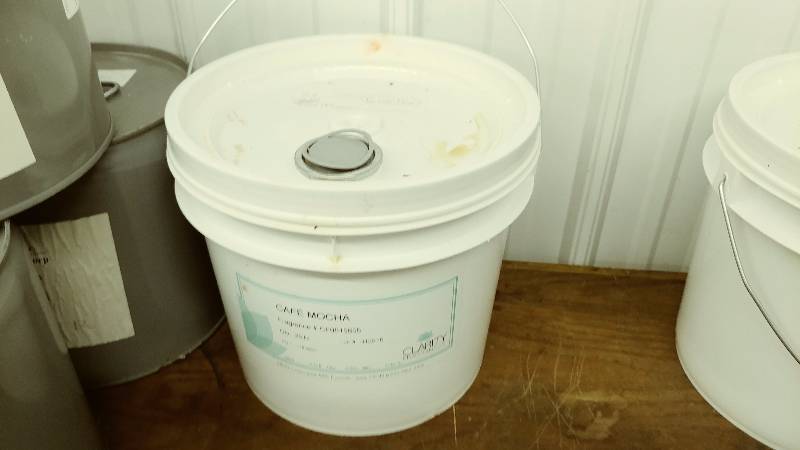 lot 236 image: 5.05lbs of Caf Mocha Fragrance Oil