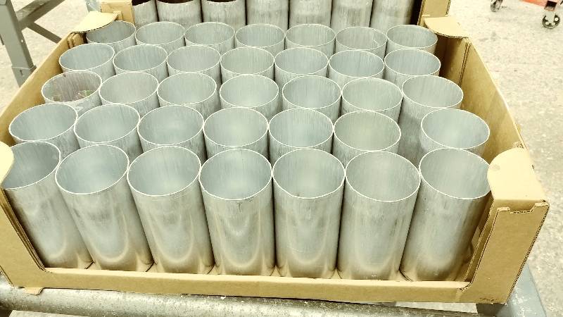 lot 340 image: 35 Seasoned 3x6.5 Candle Molds