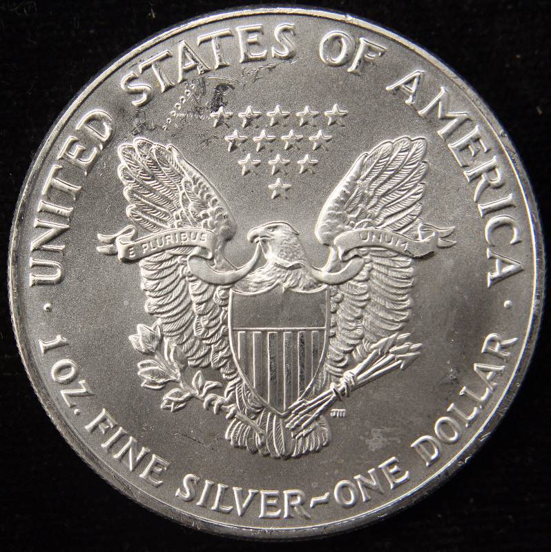 1992 AMERICAN SILVER EAGLE 1 TROY OZ. .999 FINE SILVER DOLLAR