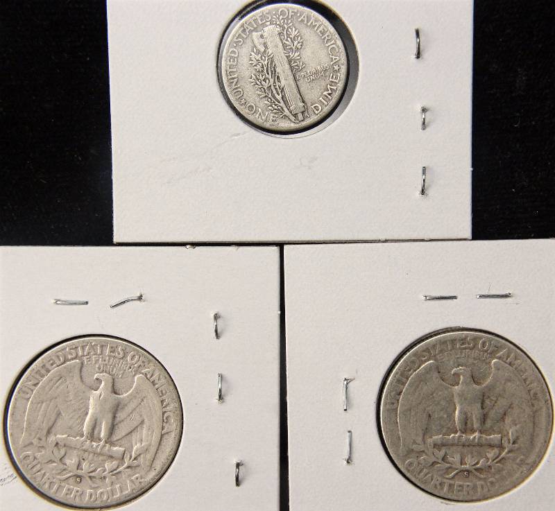 GROUP OF 3 SILVER COINS- (2) WASHINGTON QUARTERS 1948S & 1951S & 1944 MERCURY DIME
