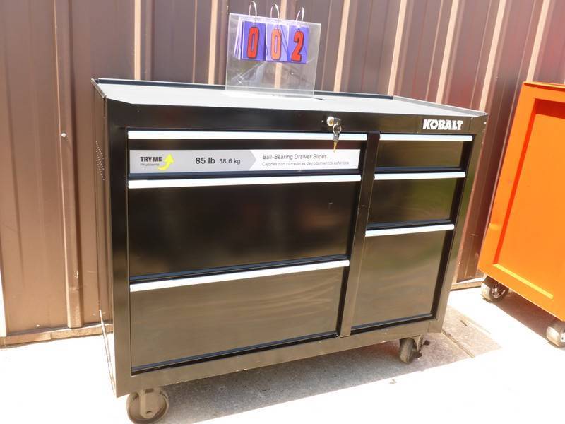SnS Auctions # 267 Tool boxes, mowers & misc.