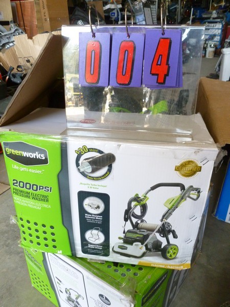 SnS Auctions # 267 Tool boxes, mowers & misc.
