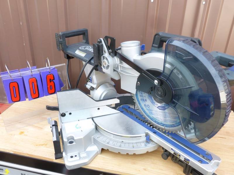 SnS Auctions # 267 Tool boxes, mowers & misc.