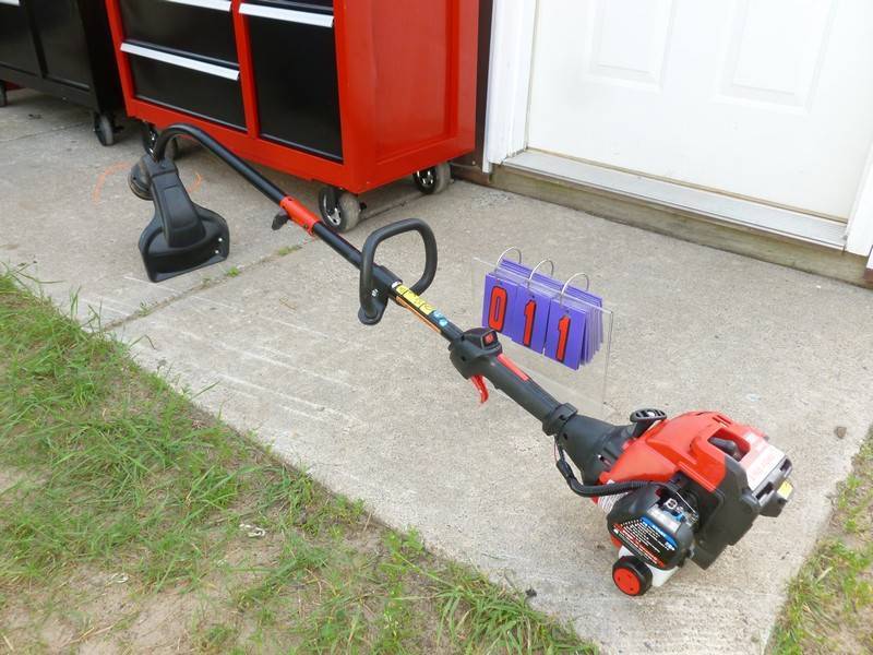 SnS Auctions # 267 Tool boxes, mowers & misc.