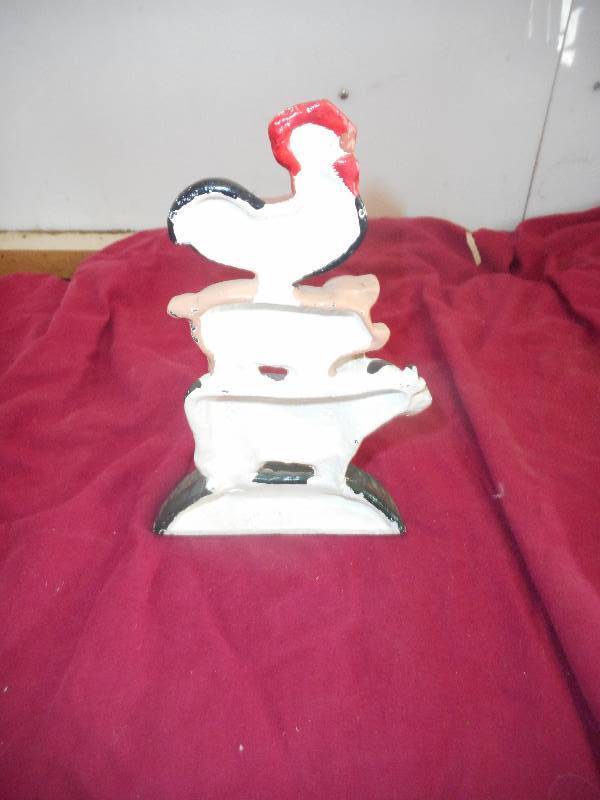 COLLECTIBLE COW,PIG,CHICKEN CAST IRON DOOR STOP