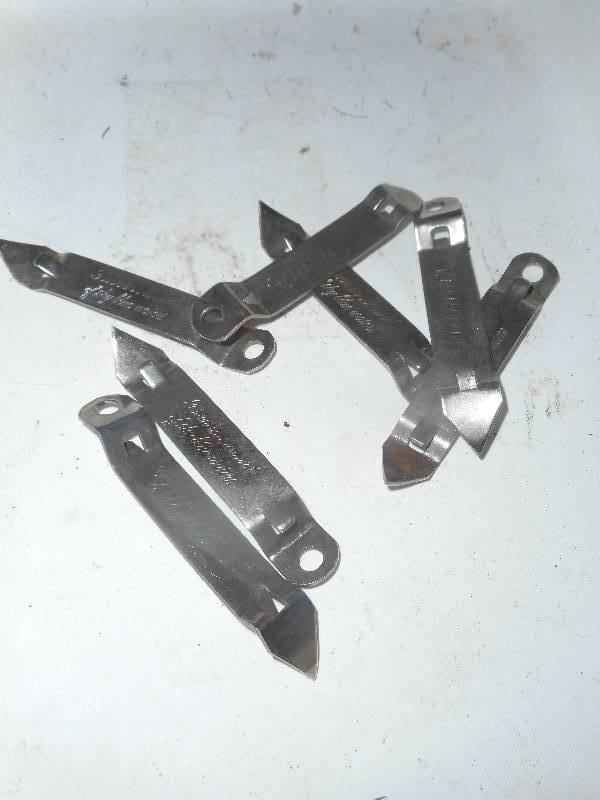 7 VINTAGE HAMMS BEER OPENERS