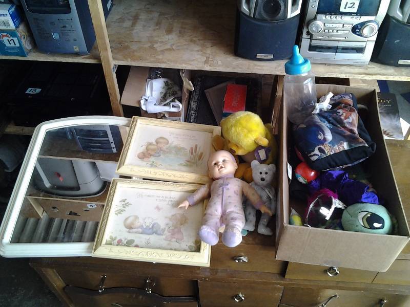 lot 28 image: Lot Of Kids Room Decor & Box Of Toys