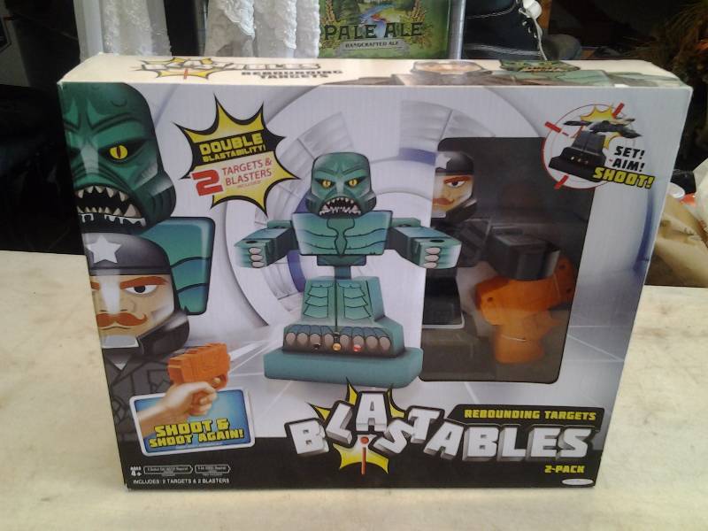 lot 41 image: Blastables Electronic Game (New In Box)