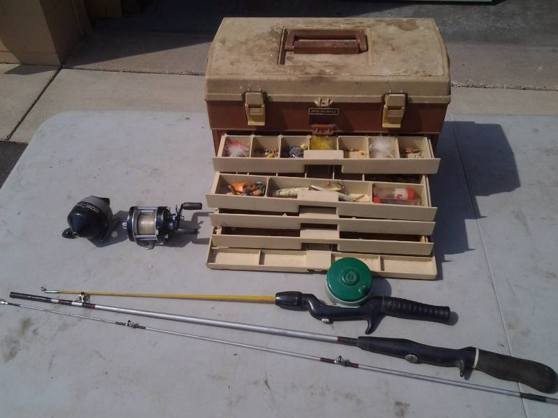 lot 92 image: Plano Fish Tackle Box With Contents, Rods & Reels