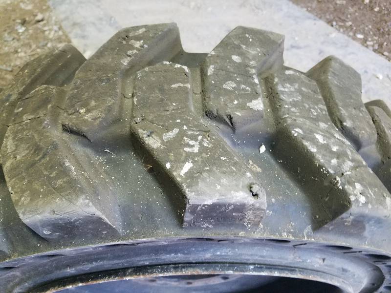 lot 46 image: Airless Skid Steer Tire....10-20