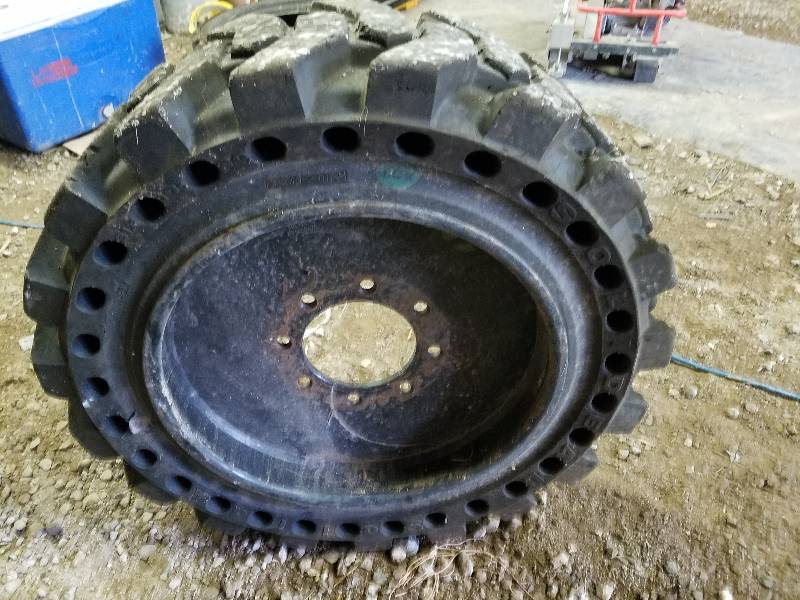 Airless Skid Steer Tire....10-20 | WFT#177 ~ Great Lakes Variety ...