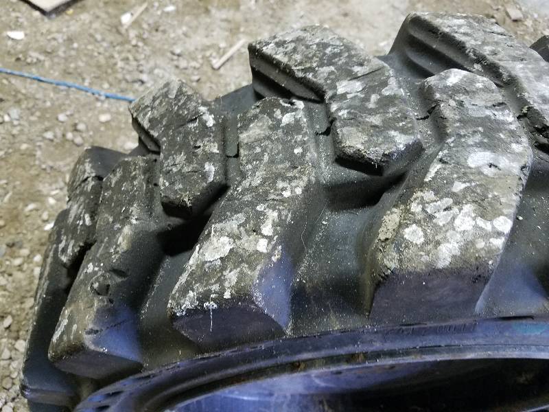 lot 47 image: Airless Skid Steer Tire....10-20