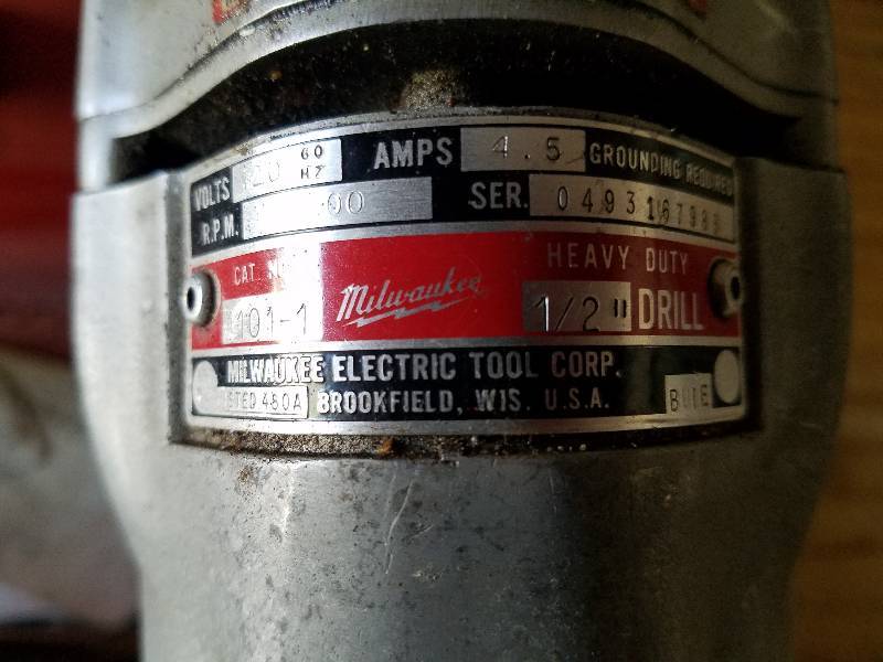 lot 16 image: Milwaukee Right Angle Drill